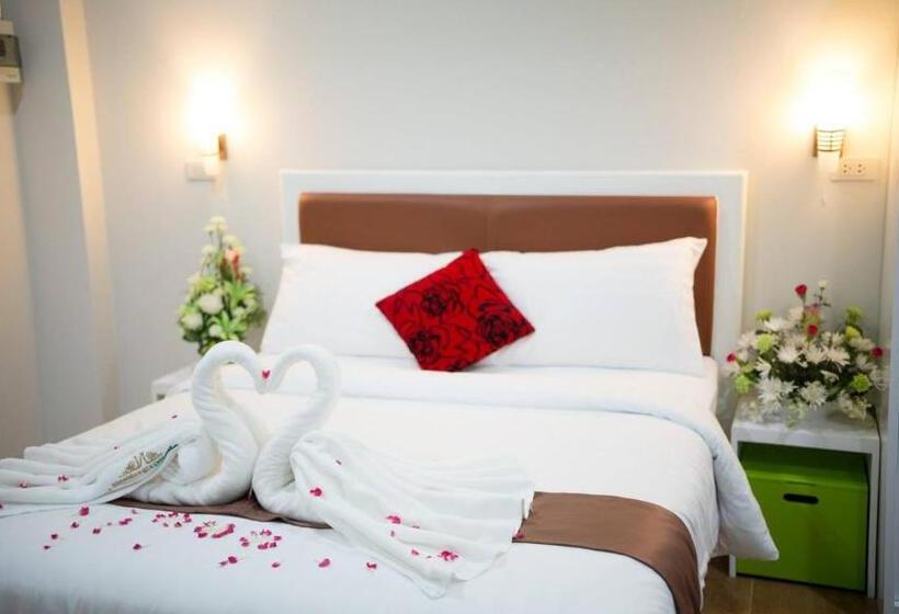 스탠다드 룸 산 전망, Namthip Residence