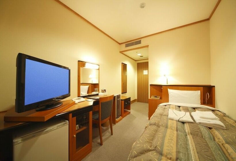 غرفة قياسية فردية, Racine Shinmaebashi