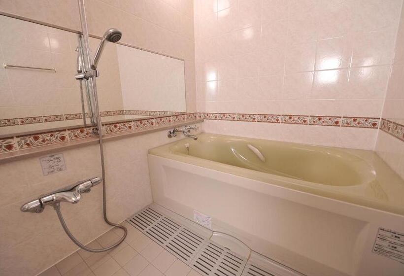 غرفة ديلوكس, Racine Shinmaebashi