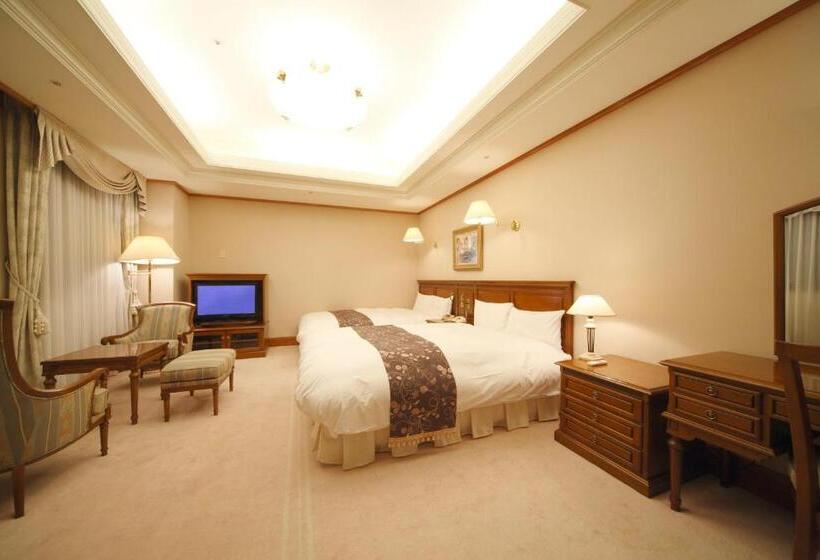 غرفة ديلوكس, Racine Shinmaebashi