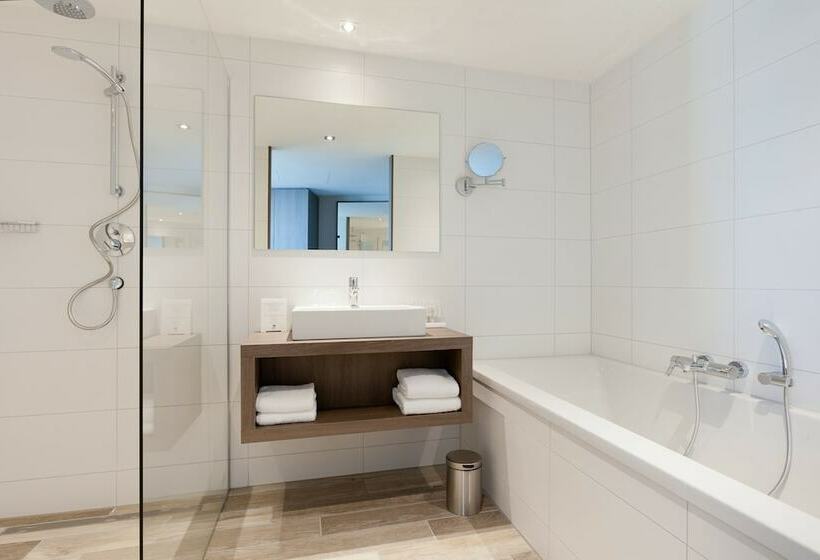 اتاق لوکس, Van Der Valk Hotel Groningen Hoogkerk