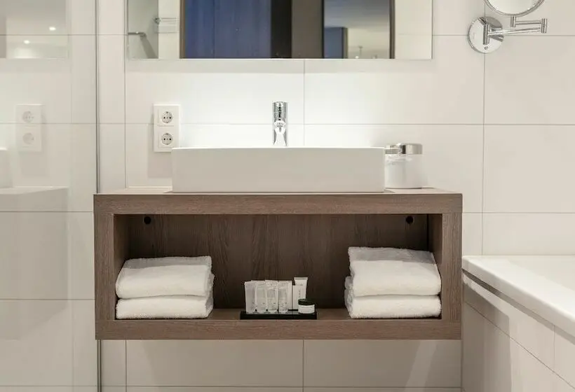 اتاق لوکس, Van Der Valk Hotel Groningen Hoogkerk