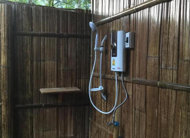 بانگلوی سوپریور, Phoxay Ngam Resort