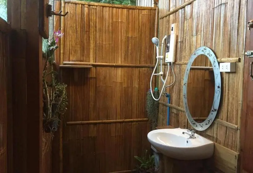 デラックスバンガロー, Phoxay Ngam Resort