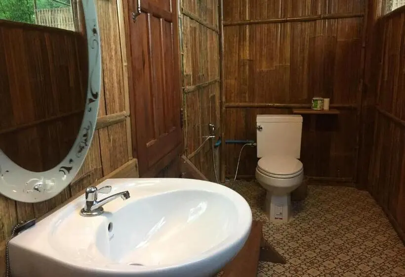 デラックスバンガロー, Phoxay Ngam Resort