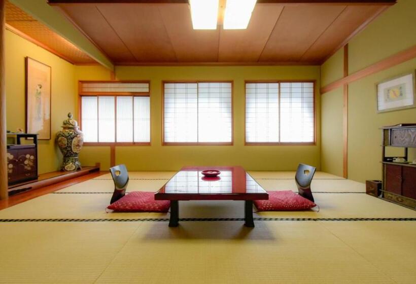 غرفة قياسية, Irorinoyado Ashina