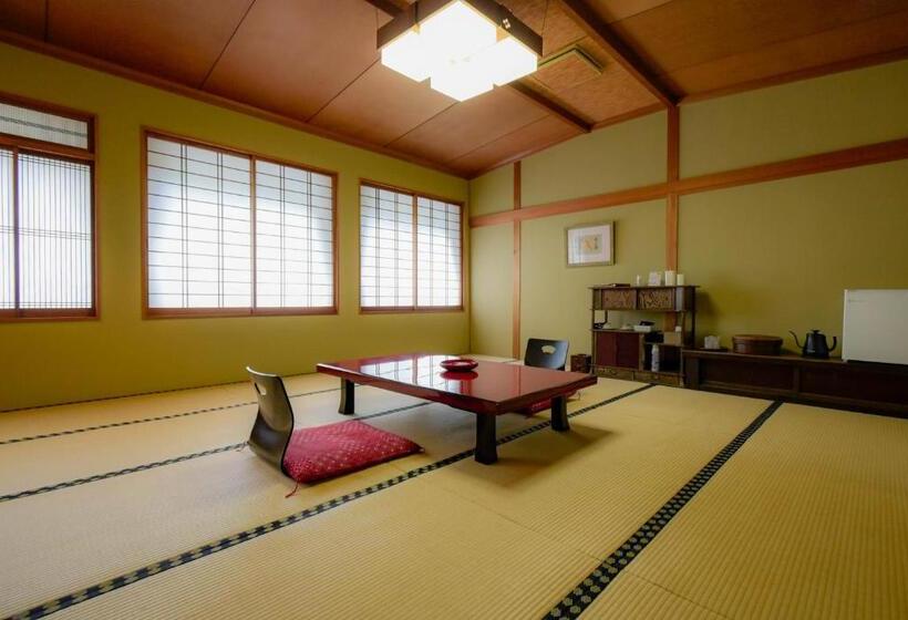 غرفة قياسية, Irorinoyado Ashina