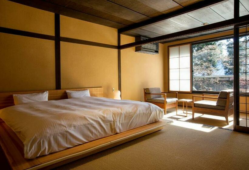 غرفة ديلوكس, Matsuzakaya Honten