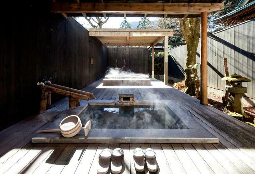 غرفة ديلوكس, Matsuzakaya Honten