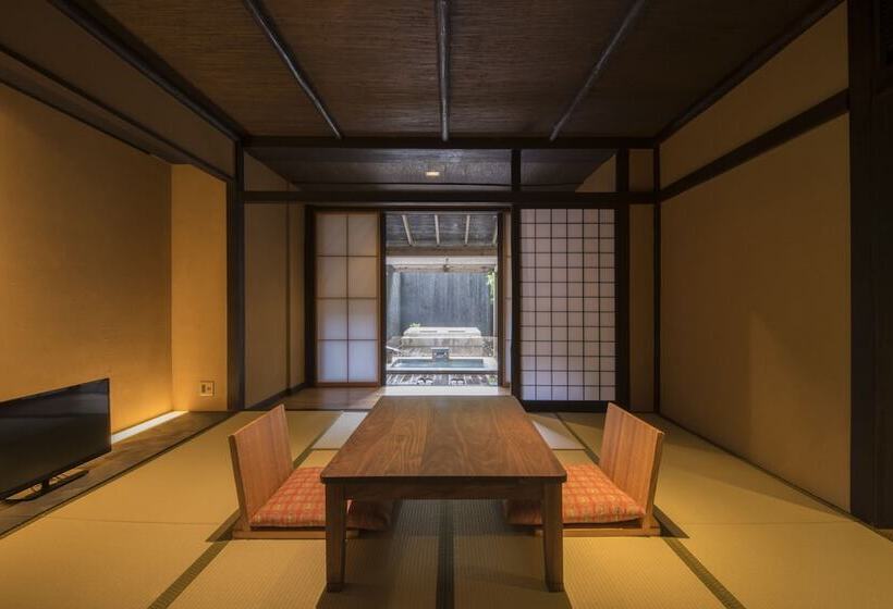 غرفة ديلوكس, Matsuzakaya Honten