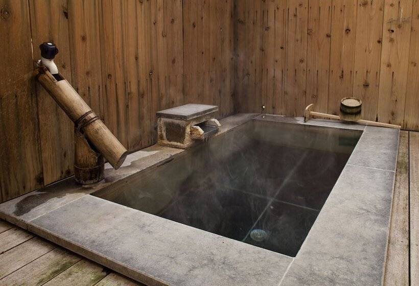 غرفة بريميوم, Matsuzakaya Honten