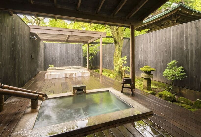 غرفة ديلوكس, Matsuzakaya Honten