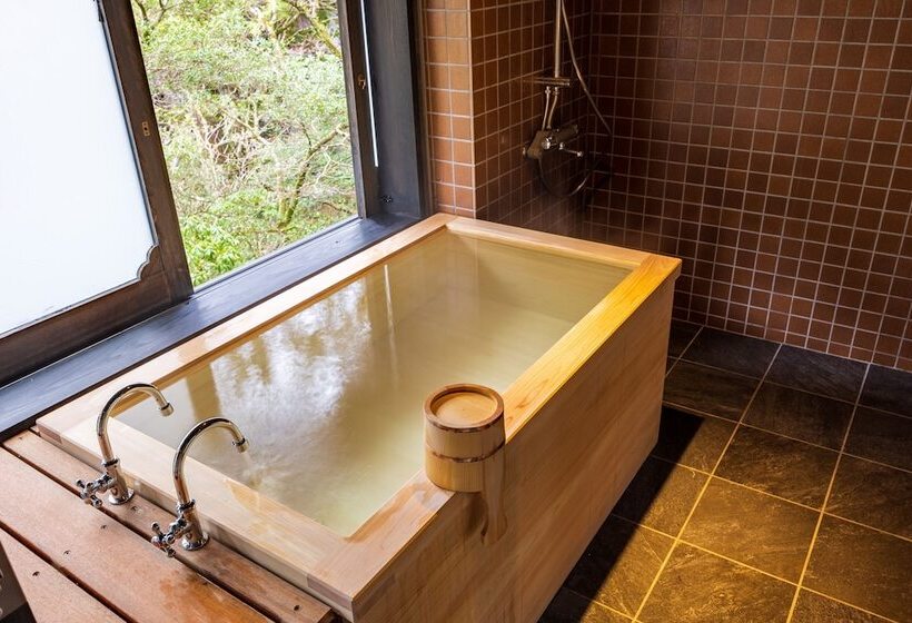 غرفة قياسية, Matsuzakaya Honten