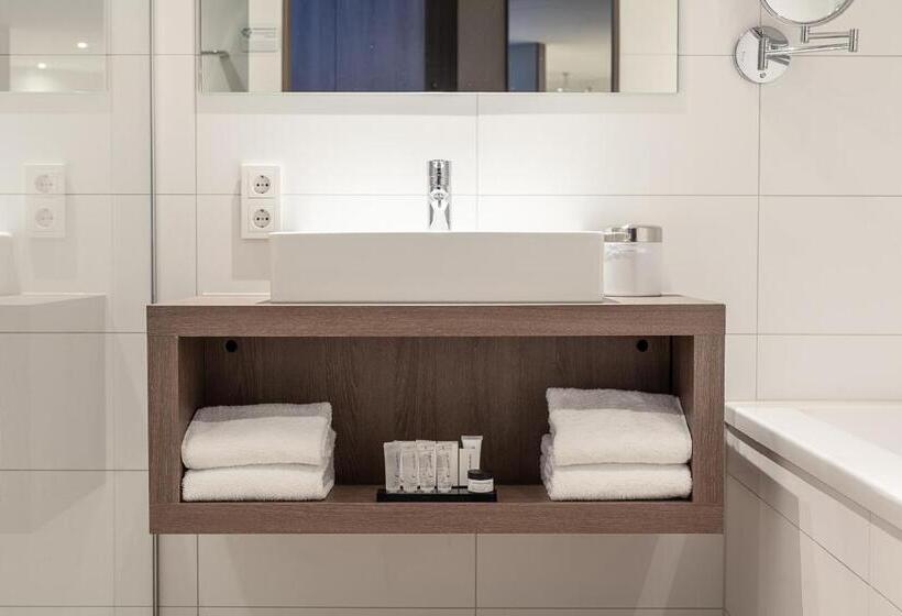 اتاق خانوادگی, Van Der Valk Hotel Groningen Hoogkerk