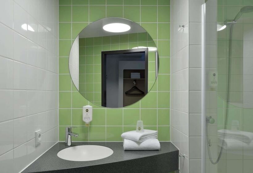 Номер Стандарт, B&B Hotel Berlin Tiergarten