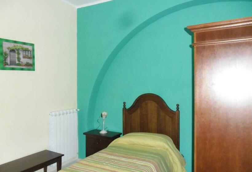 标准单人间, B&b Il Laghetto