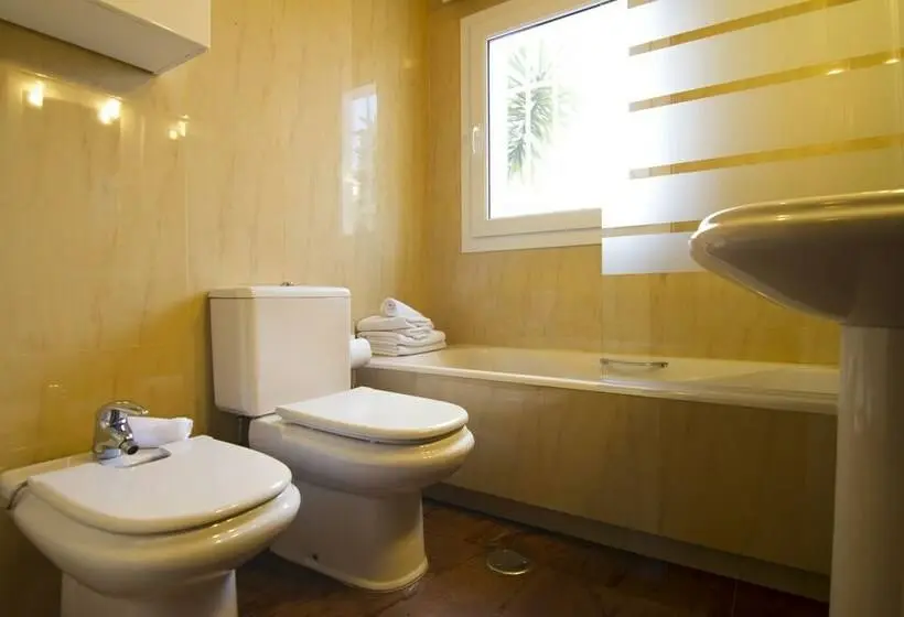 Deluxe-huone Sivuttainen Merinäkymä, Villa Pergola Luxury B&b