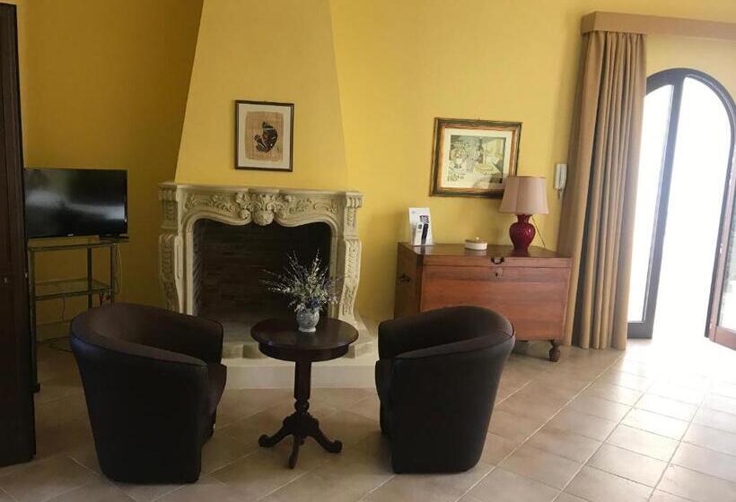 דירת חדר, Il Giardino Segreto