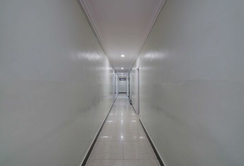 Номер Deluxe, Spot On 14323 Anupama