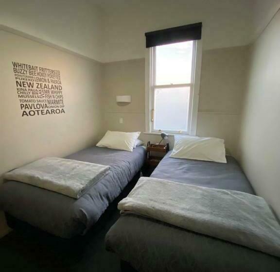 اتاق استاندارد با سرویس بهداشتی مشترک, Hokitika Pioneer