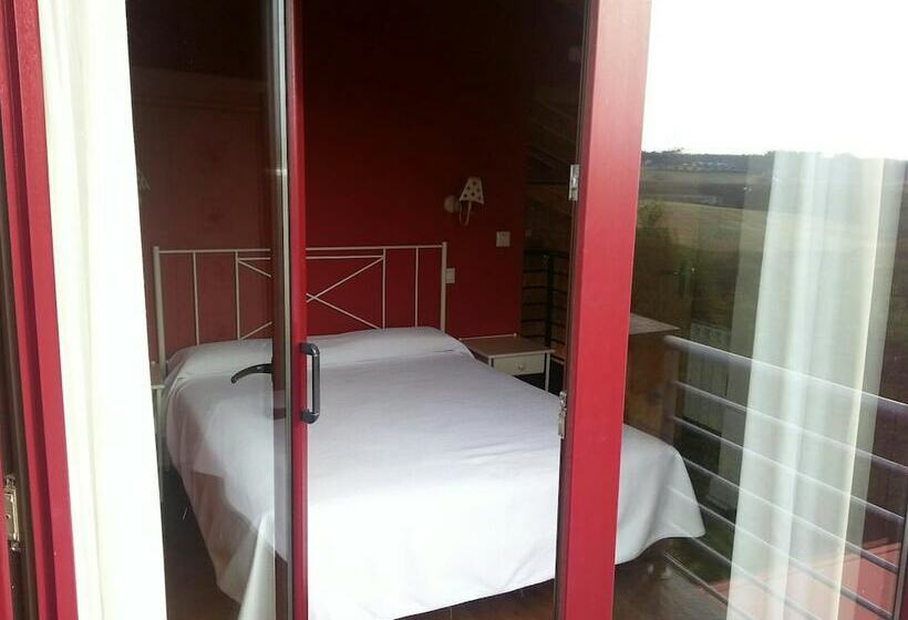 غرفة قياسية, La Casina