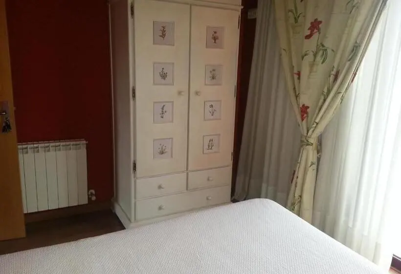 Ullakkohuone, La Casina