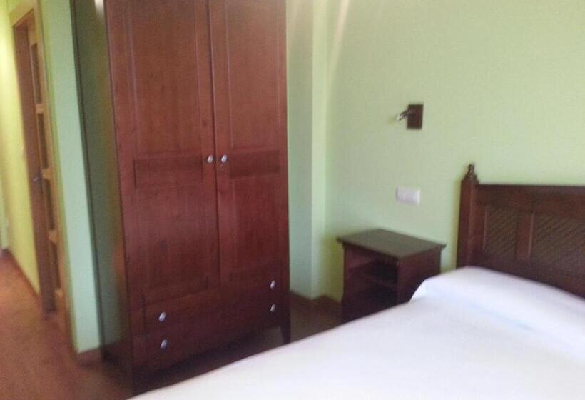 غرفة قياسية, La Casina