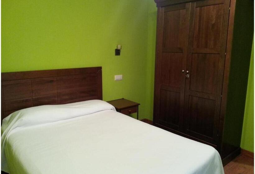 غرفة قياسية, La Casina