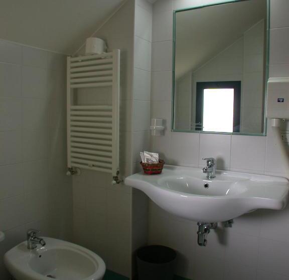 חדר יחיד קלאסי, La Pergola