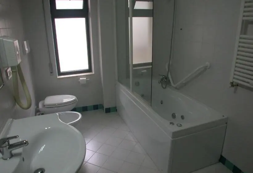 Classic Kolmen Hengen Huone, La Pergola