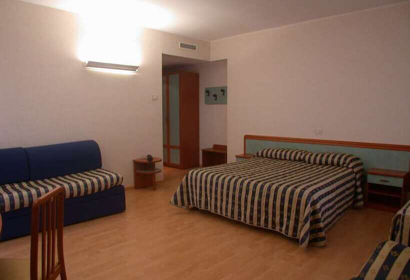 חדר סטנדרט לארבעה, La Pergola