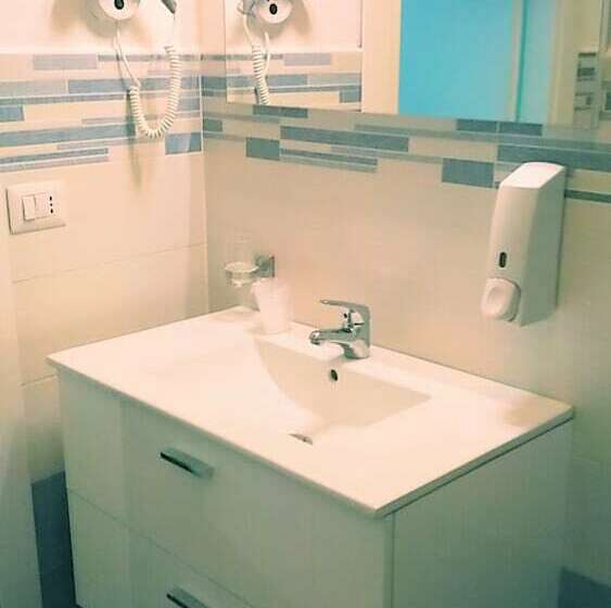 غرفة قياسية, La Vela