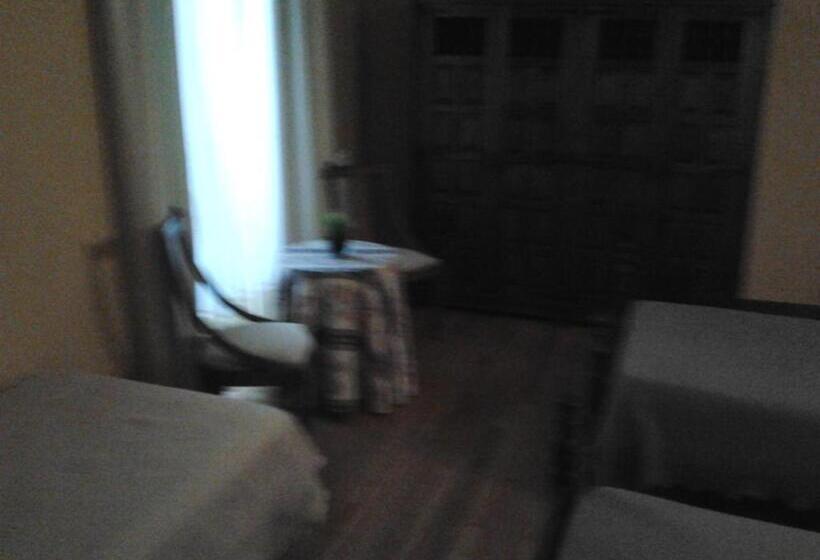 اتاق استاندارد سه نفره, Luzon