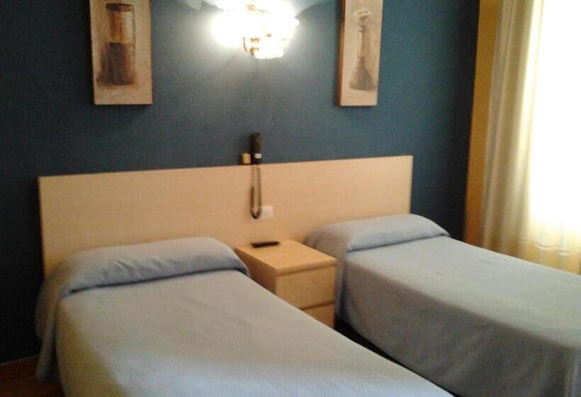 اتاق استاندارد چهار تخته, Luzon