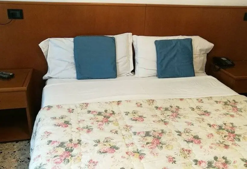 スタンダードルーム, Ristorante Albergo Roma