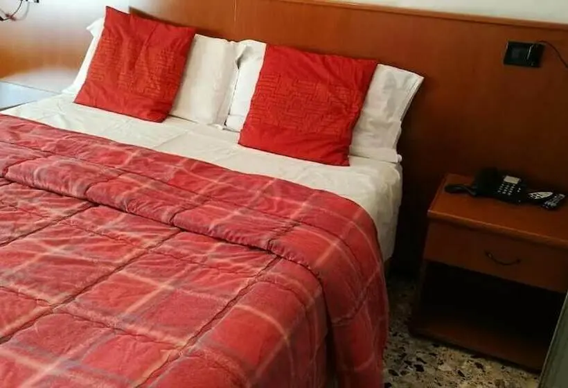 スタンダードルーム, Ristorante Albergo Roma