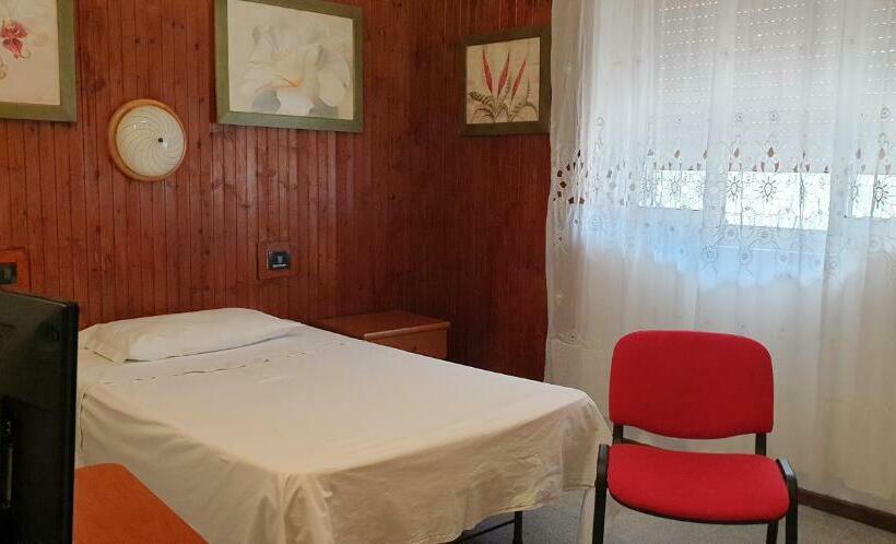 스탠다드 싱글 룸, Ristorante Albergo Roma