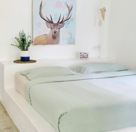 Superior Bungalow, Indie Beach Bungalows