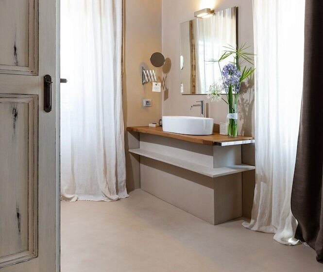 סוויטה עם טרסה, Villa Anitori Prestige Relais & Spa