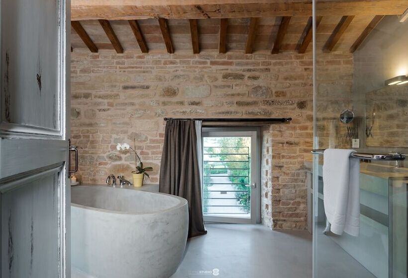 סוויטה, Villa Anitori Prestige Relais & Spa