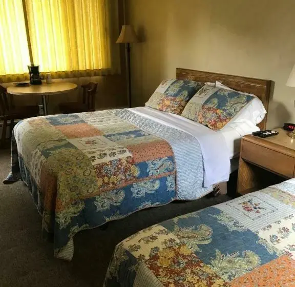 スタンダードルーム, Royal Motel