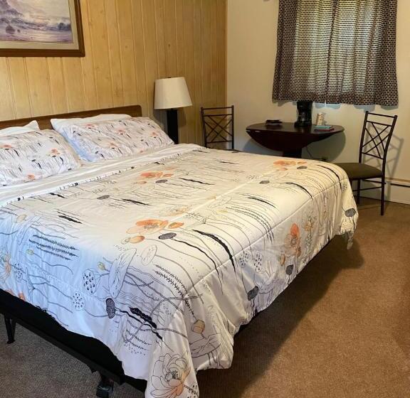 带大床的豪华间, Royal Motel