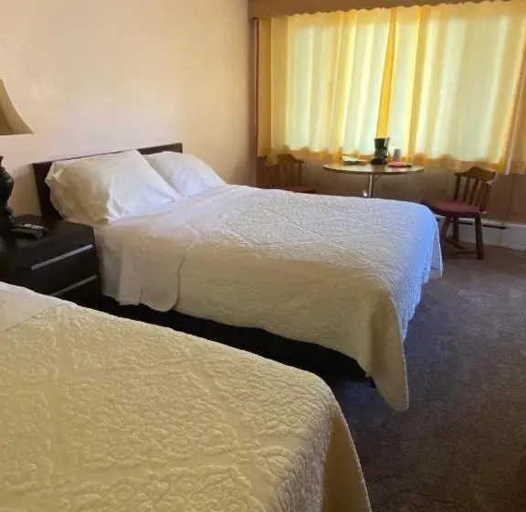 デラックスルーム, Royal Motel
