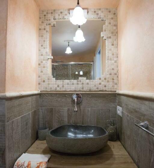 Номер Стандарт, La Rocca Maison De Charme