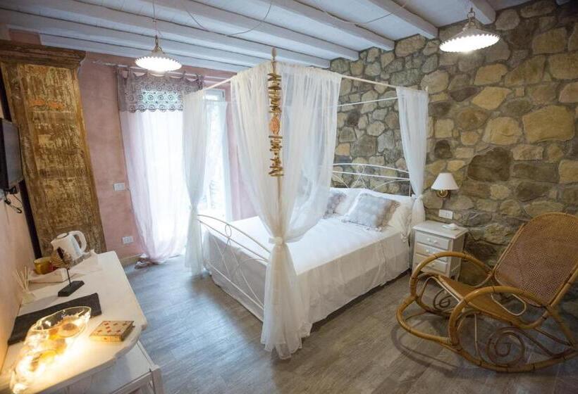 غرفة قياسية, La Rocca Maison De Charme