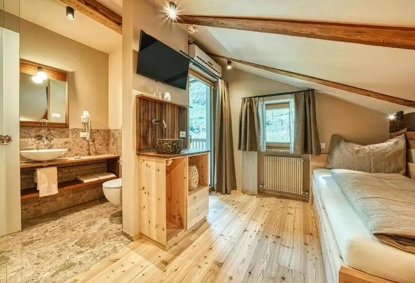 Standard Yhden Hengen Huone Parveke, Eco Bnb & Apartments Bründlerhof