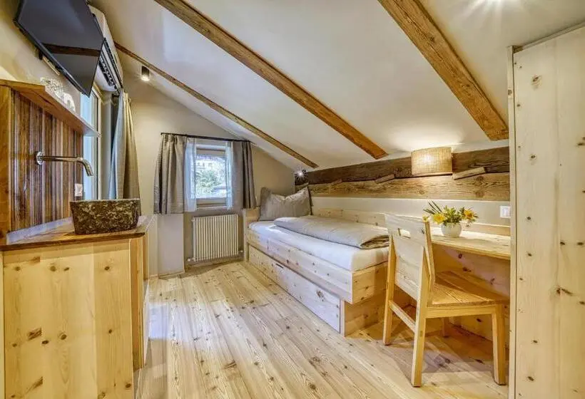 Standard Yhden Hengen Huone Parveke, Eco Bnb & Apartments Bründlerhof