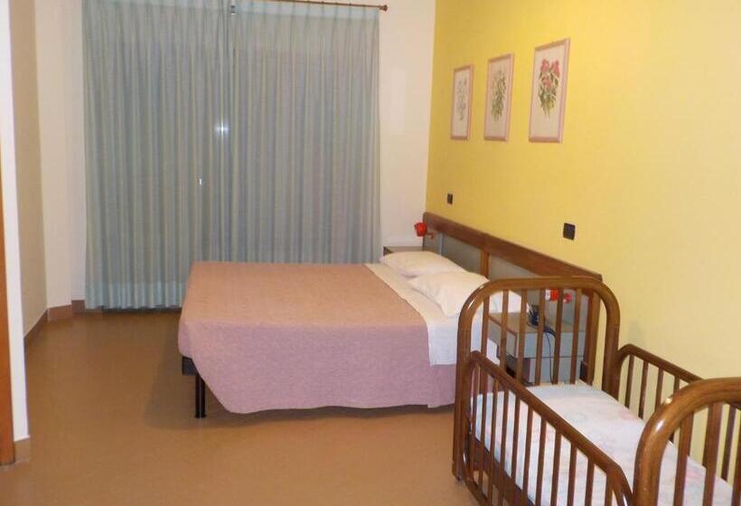 带阳台的三人标准间, Le Pleiadi