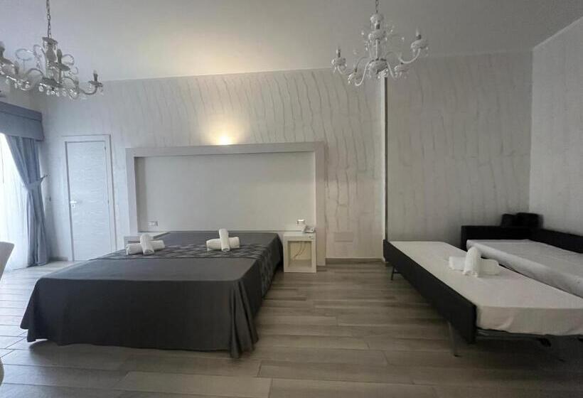 수피리어 패밀리 룸, Paladini