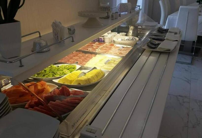 수피리어 룸, Paladini